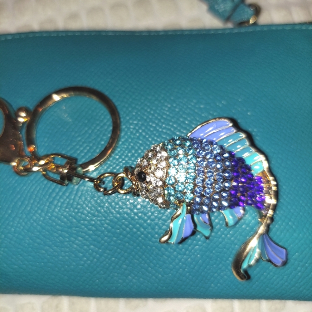 Enamel & Rhinestones Fish Keyring Purse Charm - Picture 4 of 11
